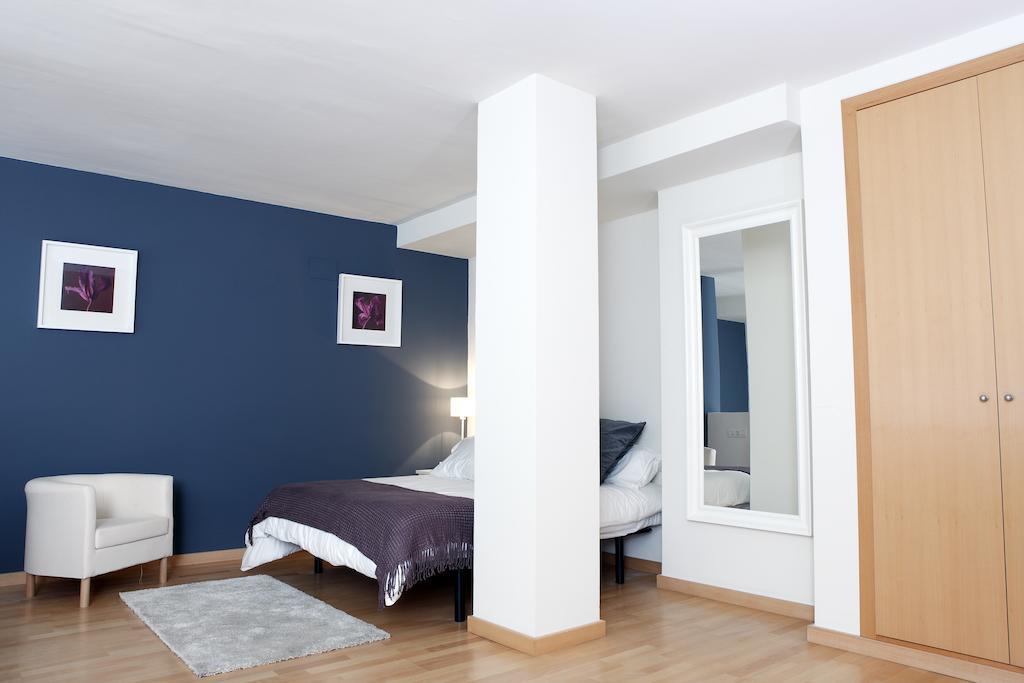 Apartament Fira Duplex L’Hospitalet de Llobregat Pokój zdjęcie